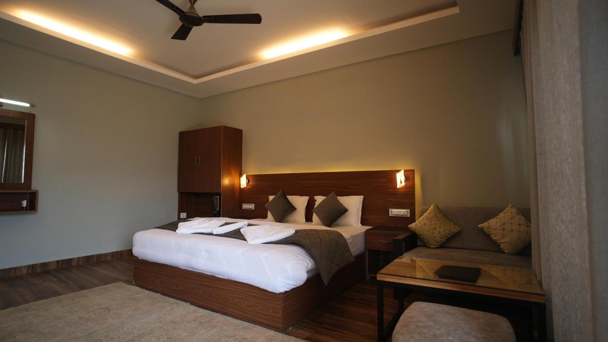 The Foresta By Orchid Hospitality & Holidays Hotel Mukteshwar Exterior photo