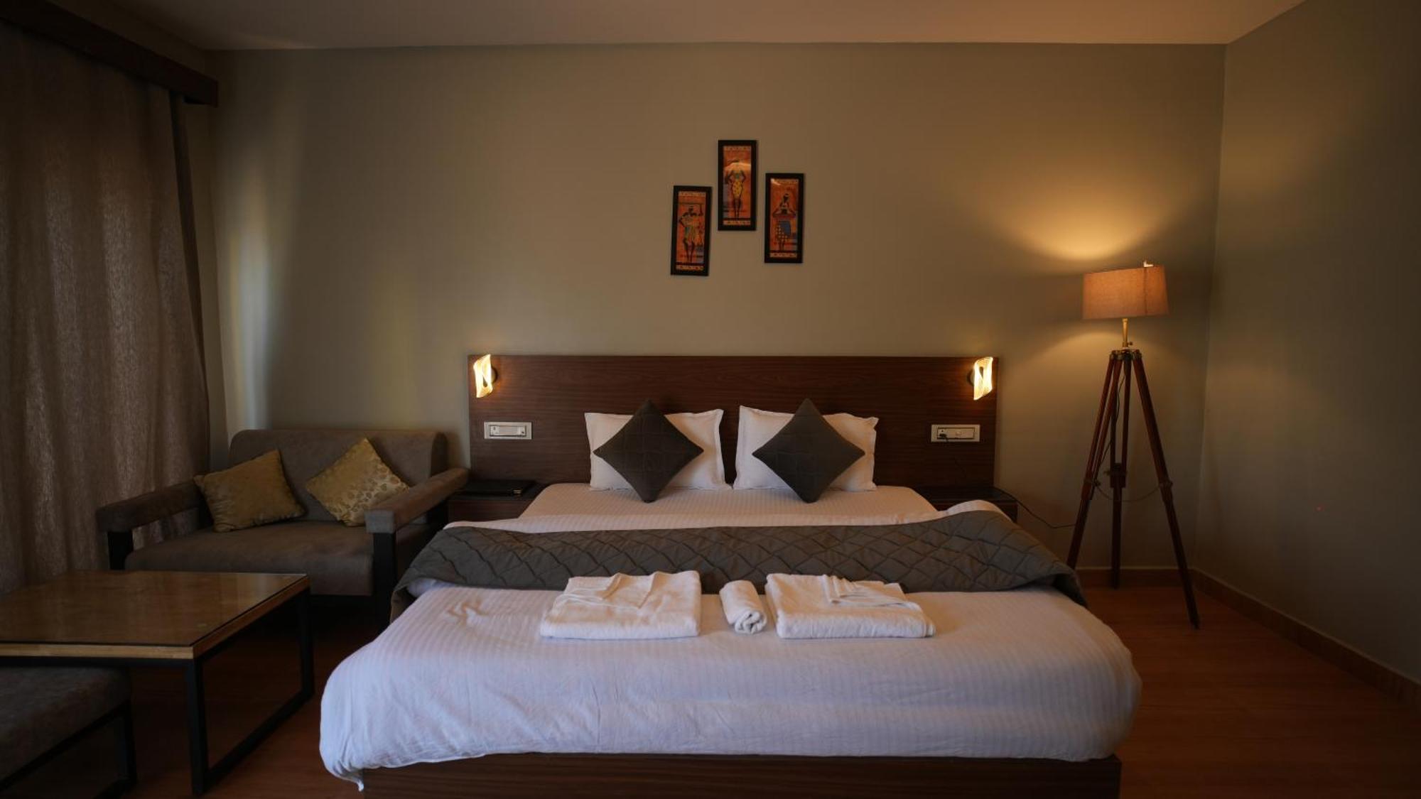 The Foresta By Orchid Hospitality & Holidays Hotel Mukteshwar Exterior photo