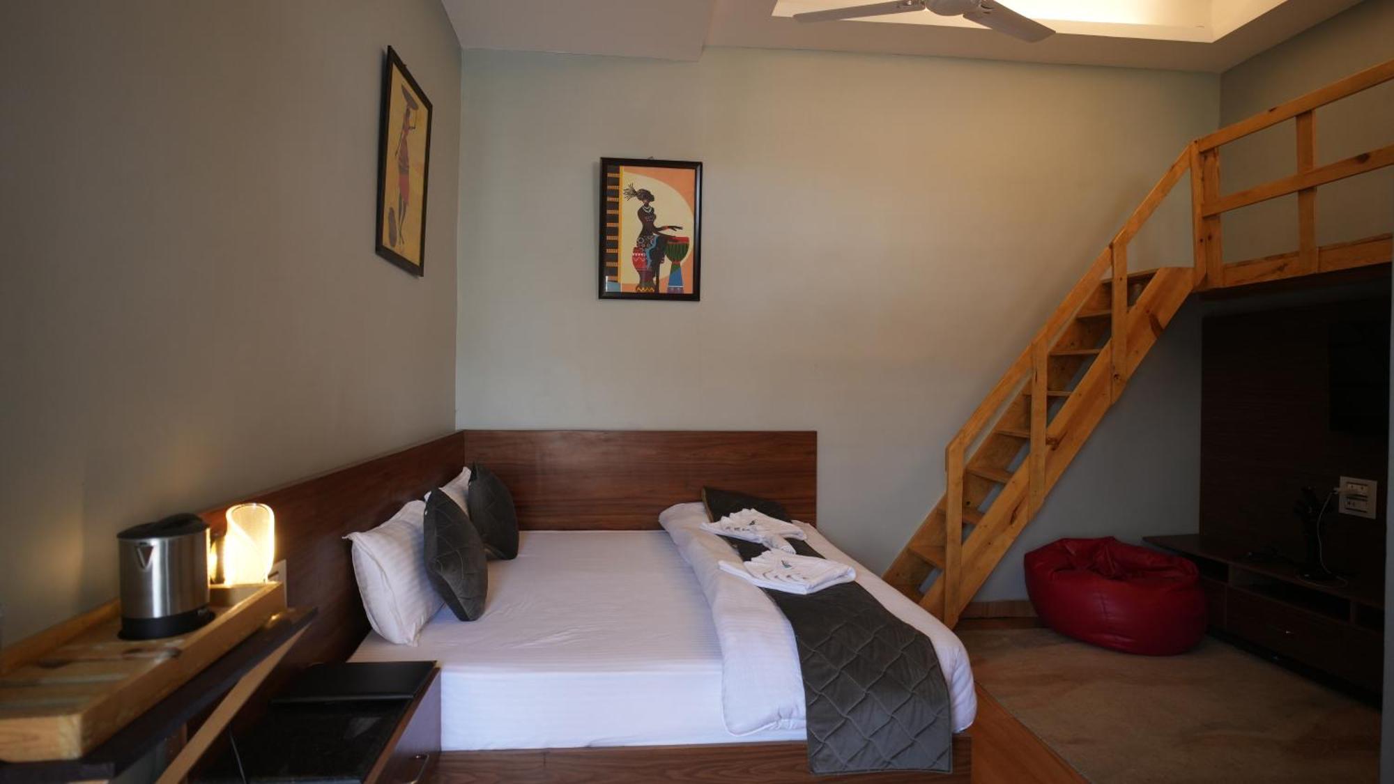 The Foresta By Orchid Hospitality & Holidays Hotel Mukteshwar Exterior photo